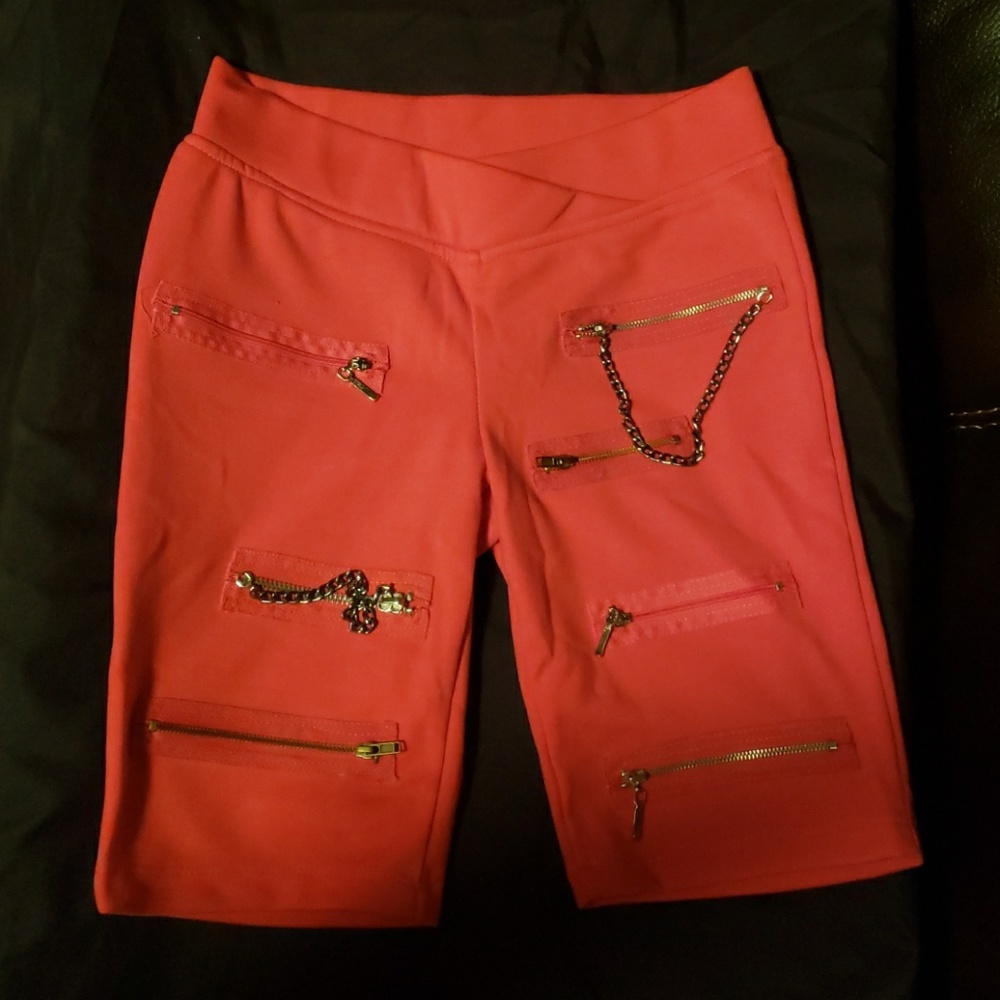 NWOT Rose Zippered Sweat Bermuda Shorts